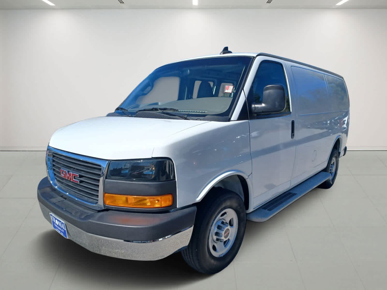 2022 GMC Savana