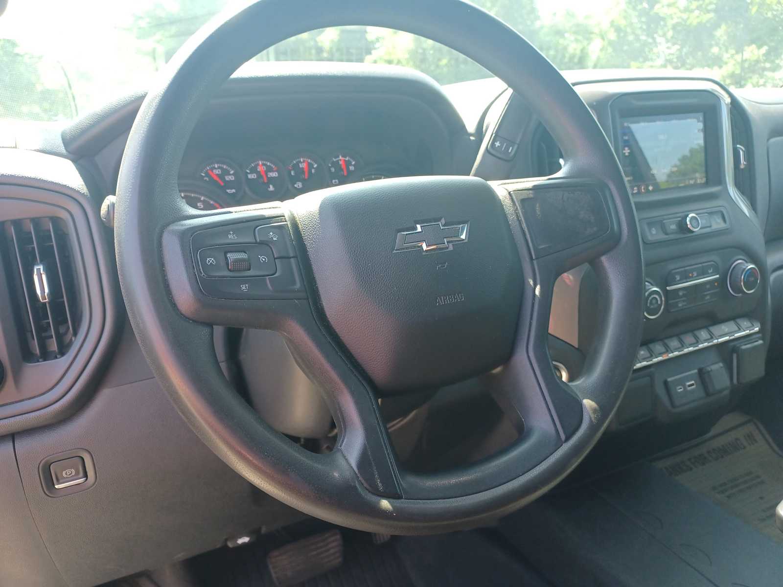 2022-Chevrolet-Silverado-1500-stock-A25720A-8 2022-Chevrolet-Silverado-1500-stock-A25720A-8