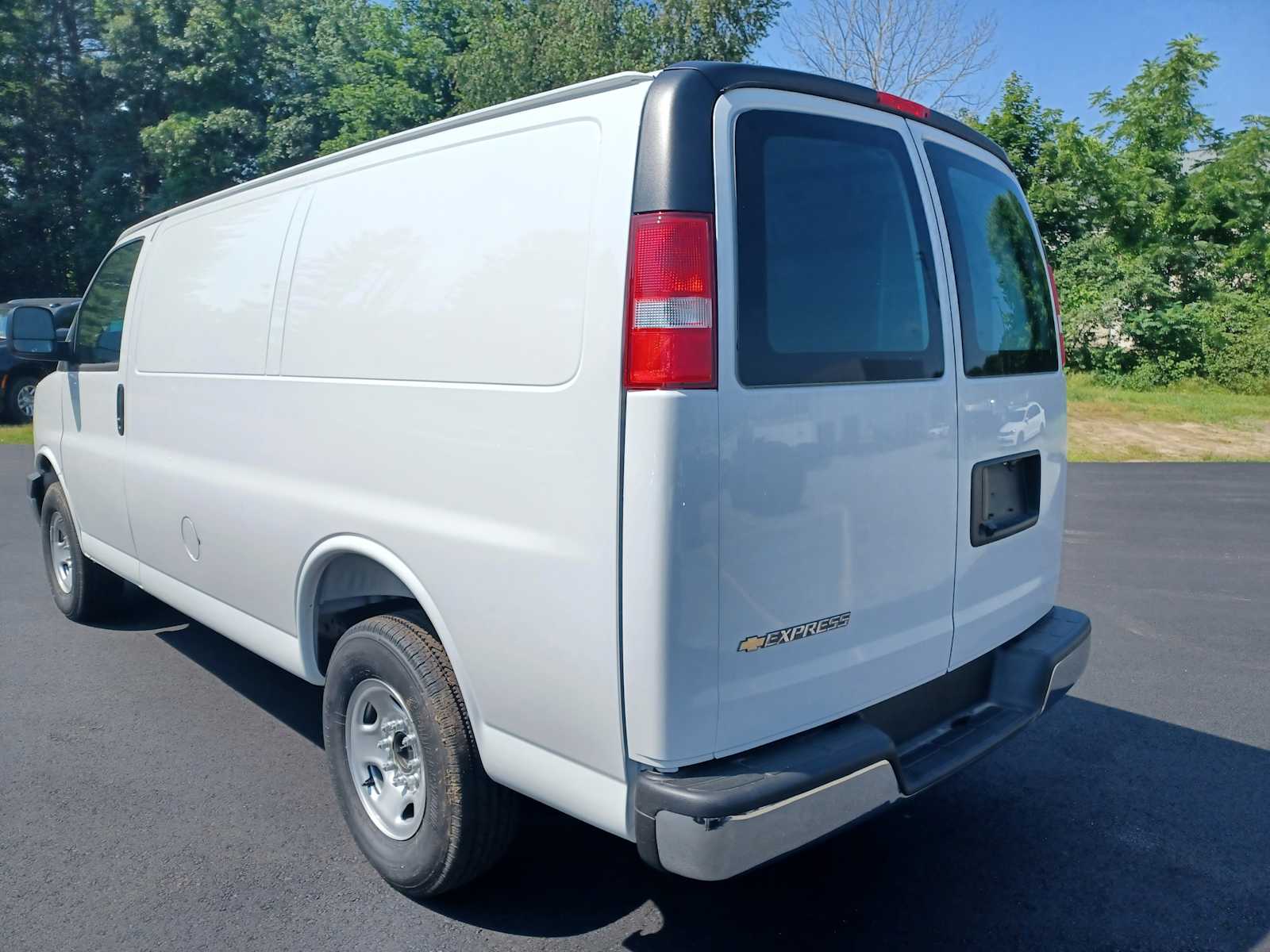 2025-Chevrolet-Express-stock-A25749-4 2025-Chevrolet-Express-stock-A25749-4