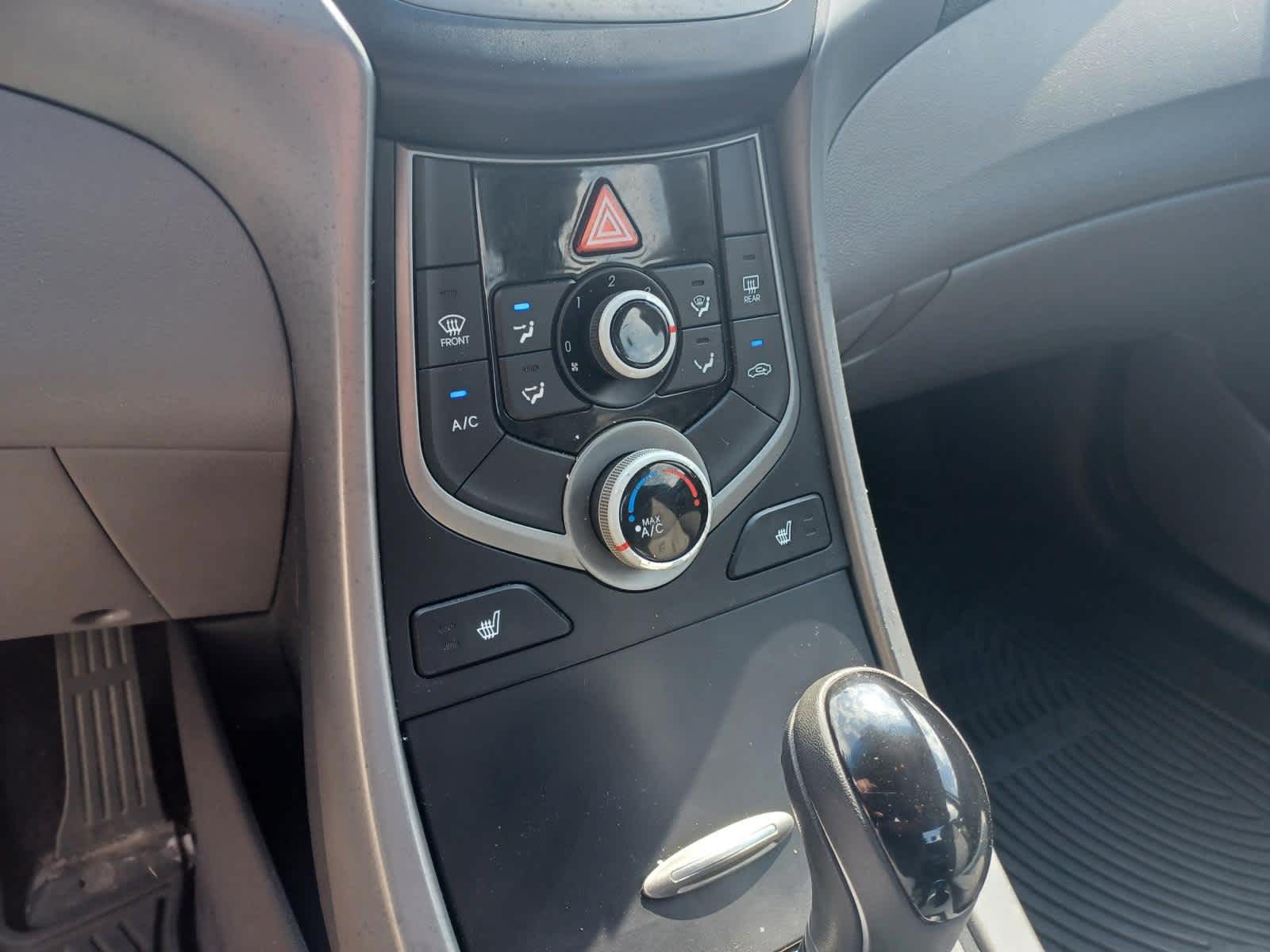 2014-Hyundai-Elantra-stock-U3281B-8 2014-Hyundai-Elantra-stock-U3281B-8