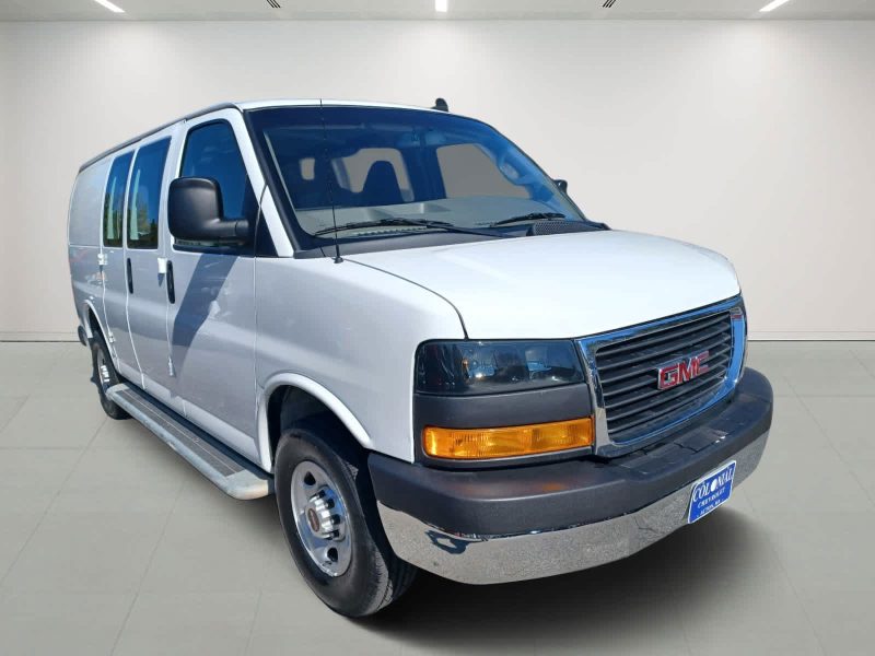 2022 GMC Savana