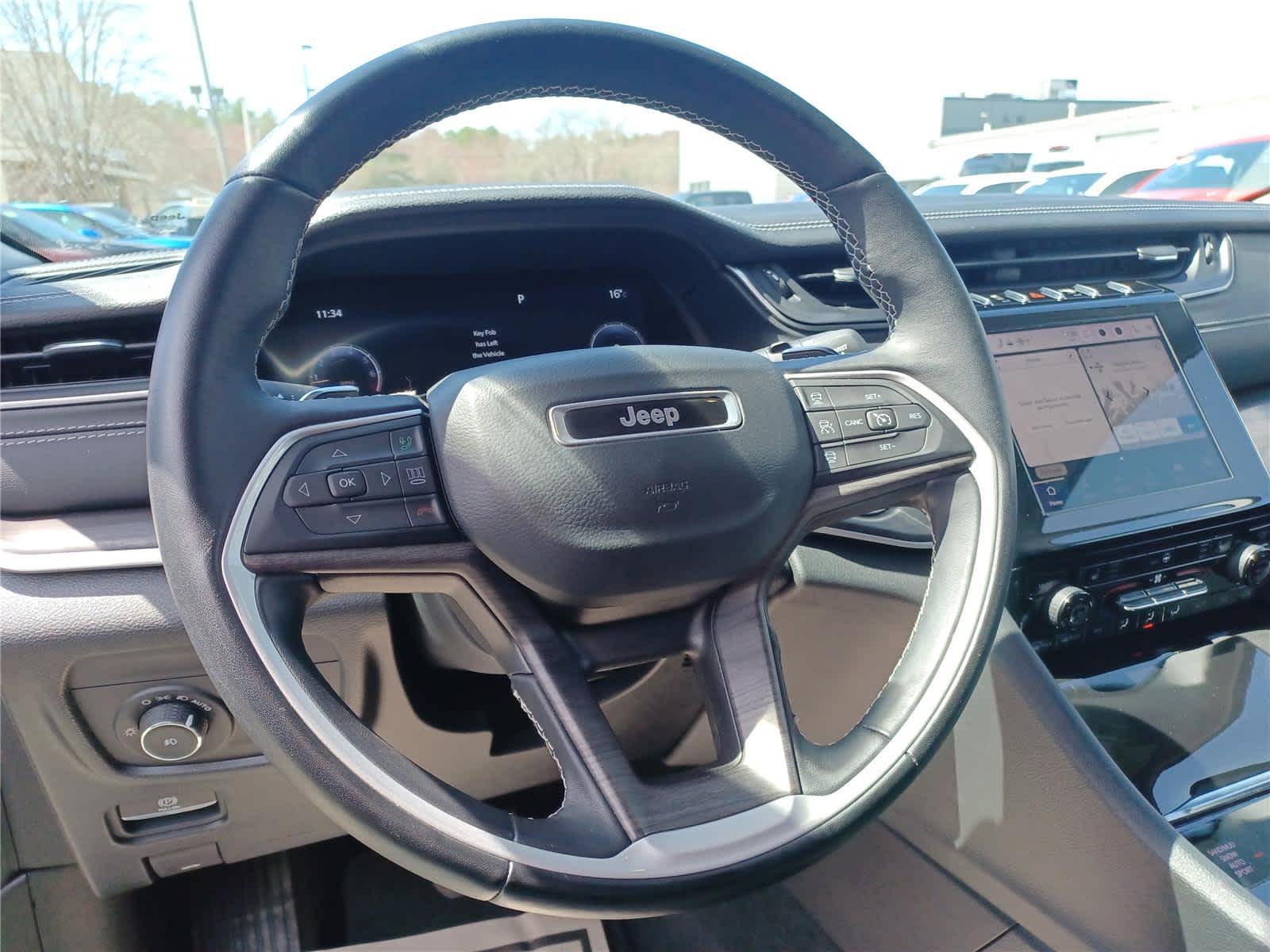 2022-Jeep-Grand-Cherokee-L-stock-U3359-8 2022-Jeep-Grand-Cherokee-L-stock-U3359-8