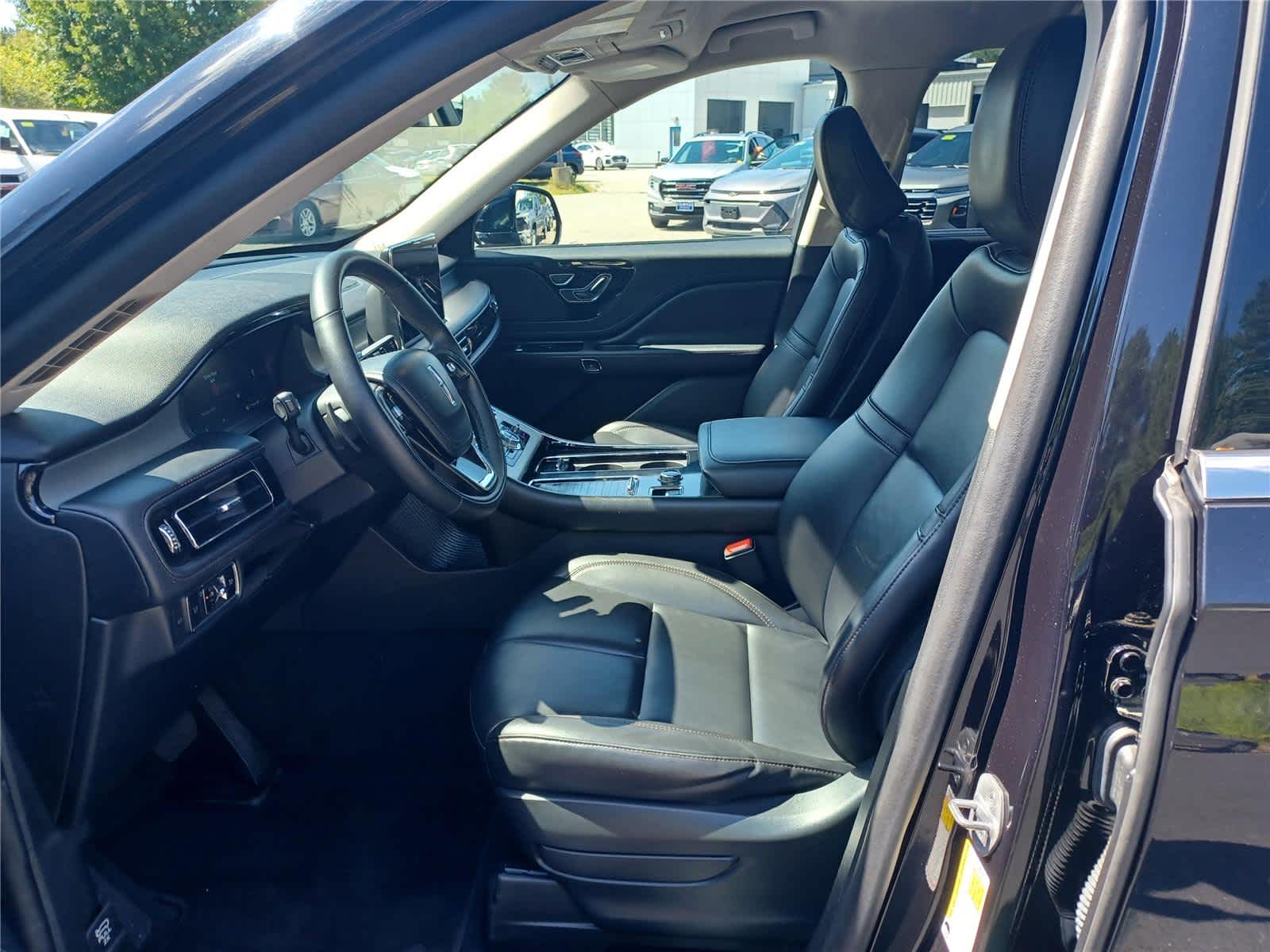 2023-Lincoln-Aviator-stock-U3427-6 2023-Lincoln-Aviator-stock-U3427-6