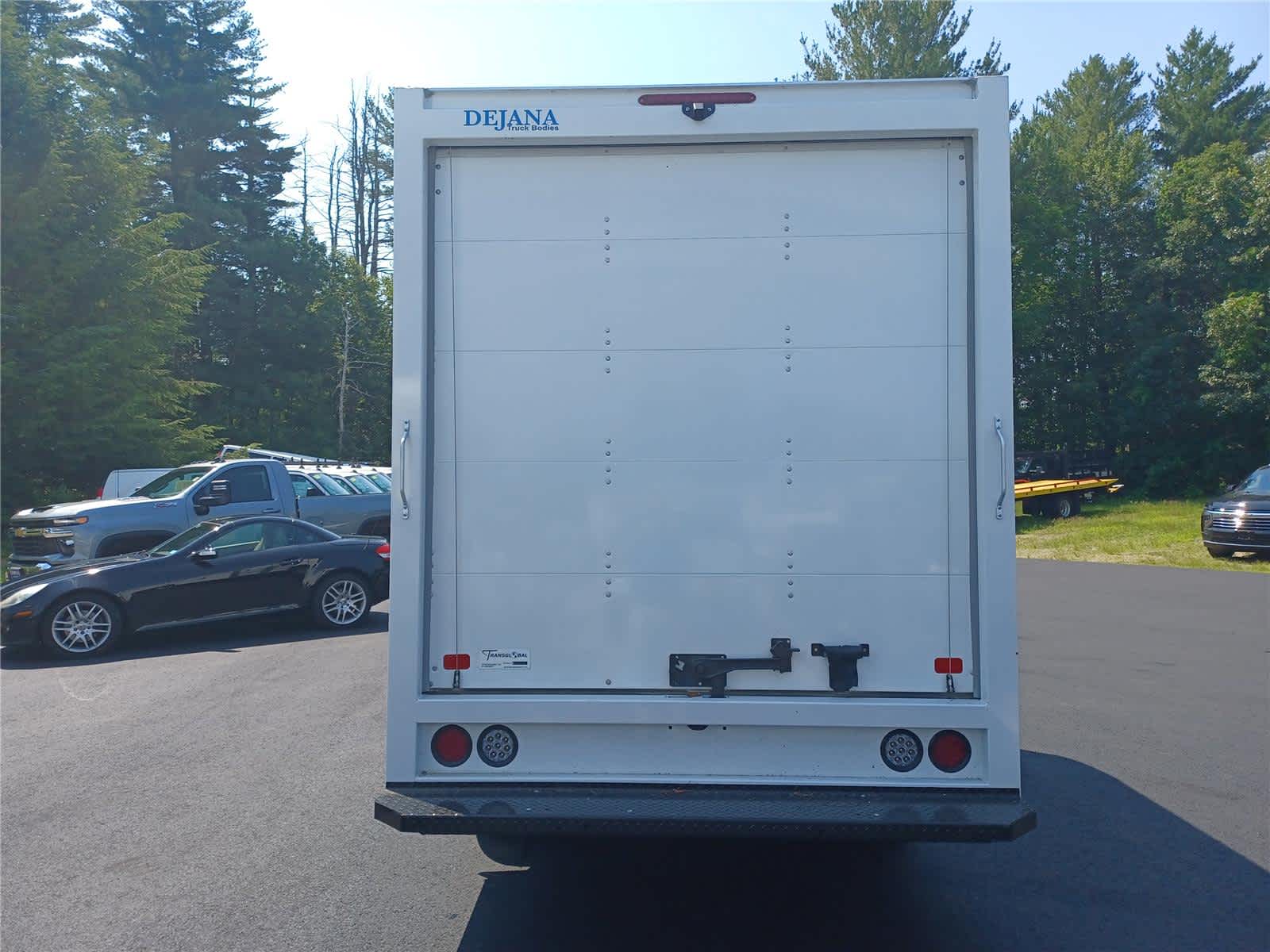 2025-Chevrolet-Express-stock-A25710-6 2025-Chevrolet-Express-stock-A25710-6