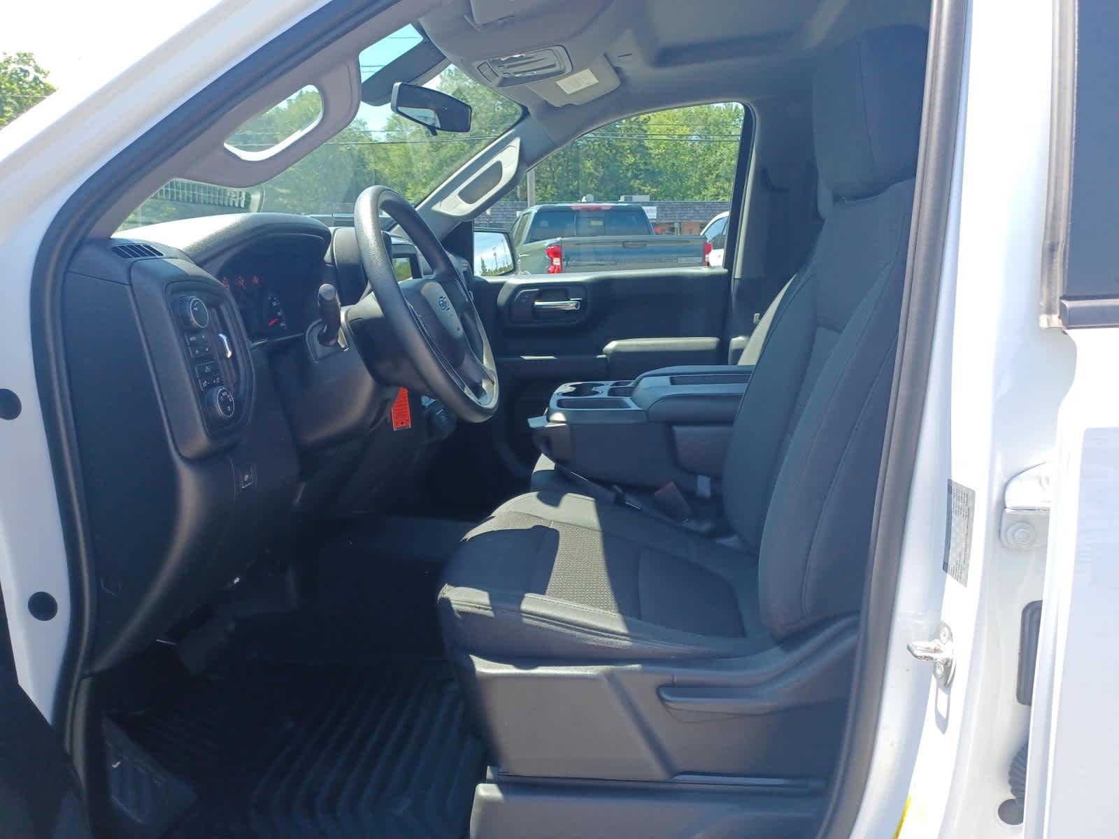 2019-Chevrolet-Silverado-1500-stock-U3394A-6 2019-Chevrolet-Silverado-1500-stock-U3394A-6