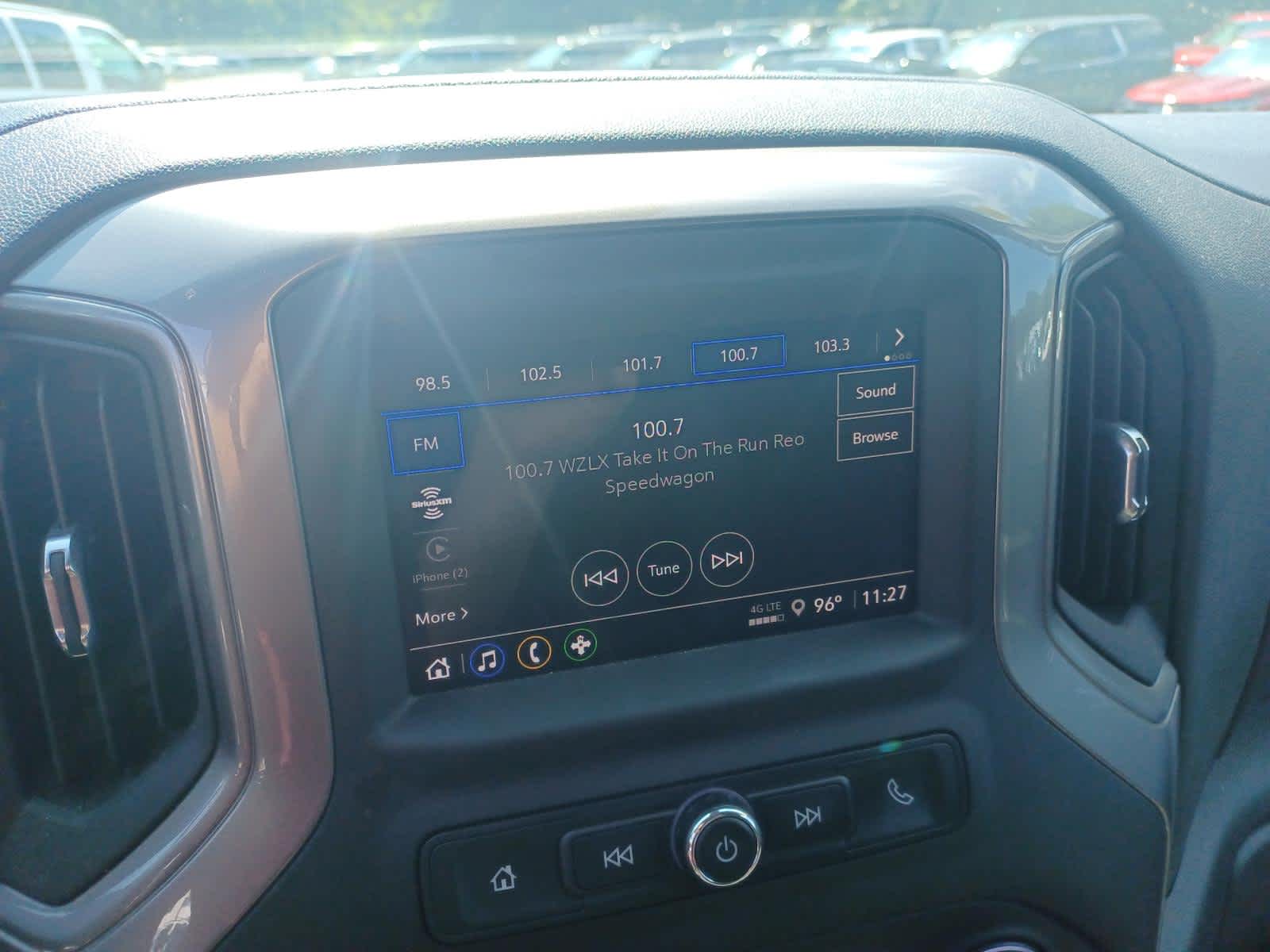 2022-Chevrolet-Silverado-1500-stock-A25720A-8 2022-Chevrolet-Silverado-1500-stock-A25720A-8