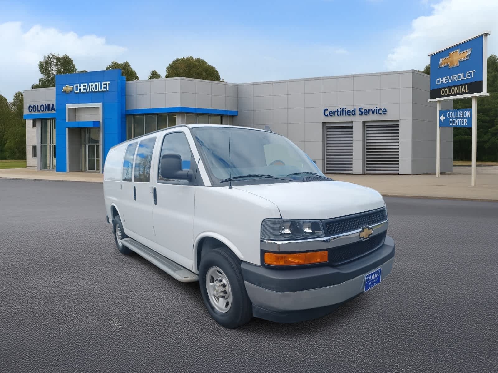 2023-Chevrolet-Express-stock-U3467-1 2023-Chevrolet-Express-stock-U3467-1