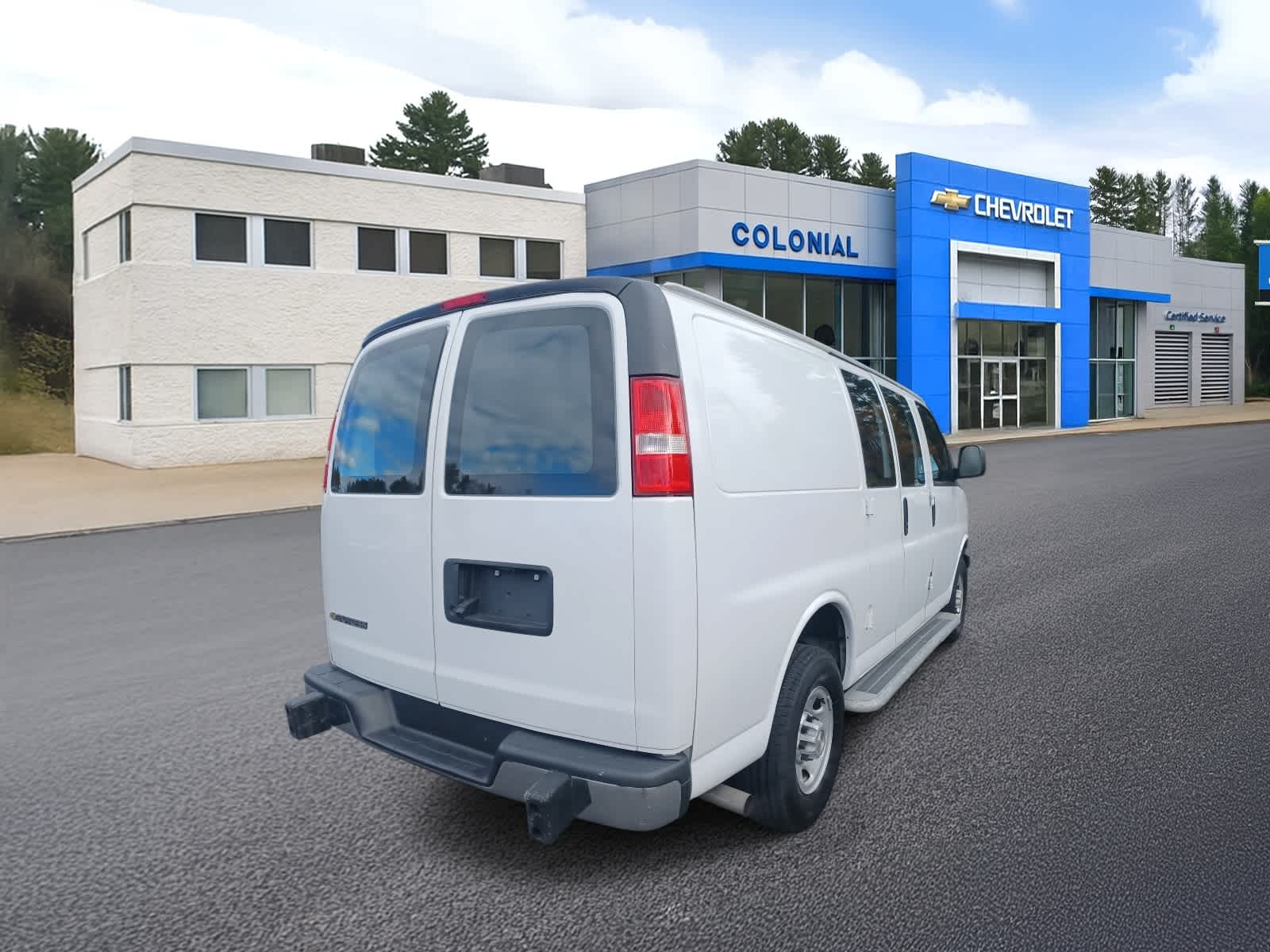 2023-Chevrolet-Express-stock-U3467-3 2023-Chevrolet-Express-stock-U3467-3