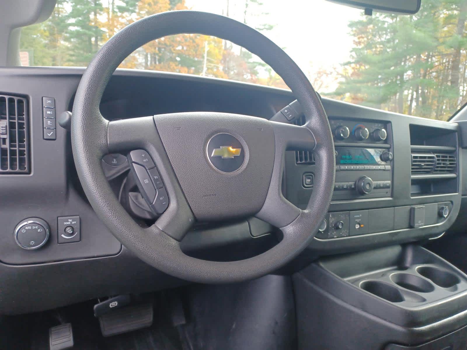 2023-Chevrolet-Express-stock-U3467-7 2023-Chevrolet-Express-stock-U3467-7