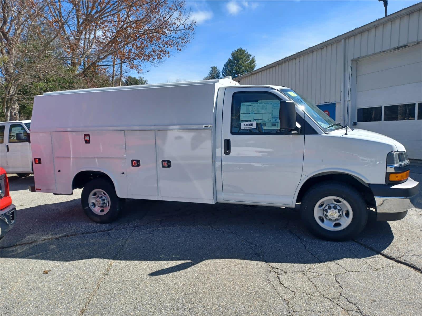 2024-Chevrolet-Express-stock-A24798-3 2024-Chevrolet-Express-stock-A24798-3