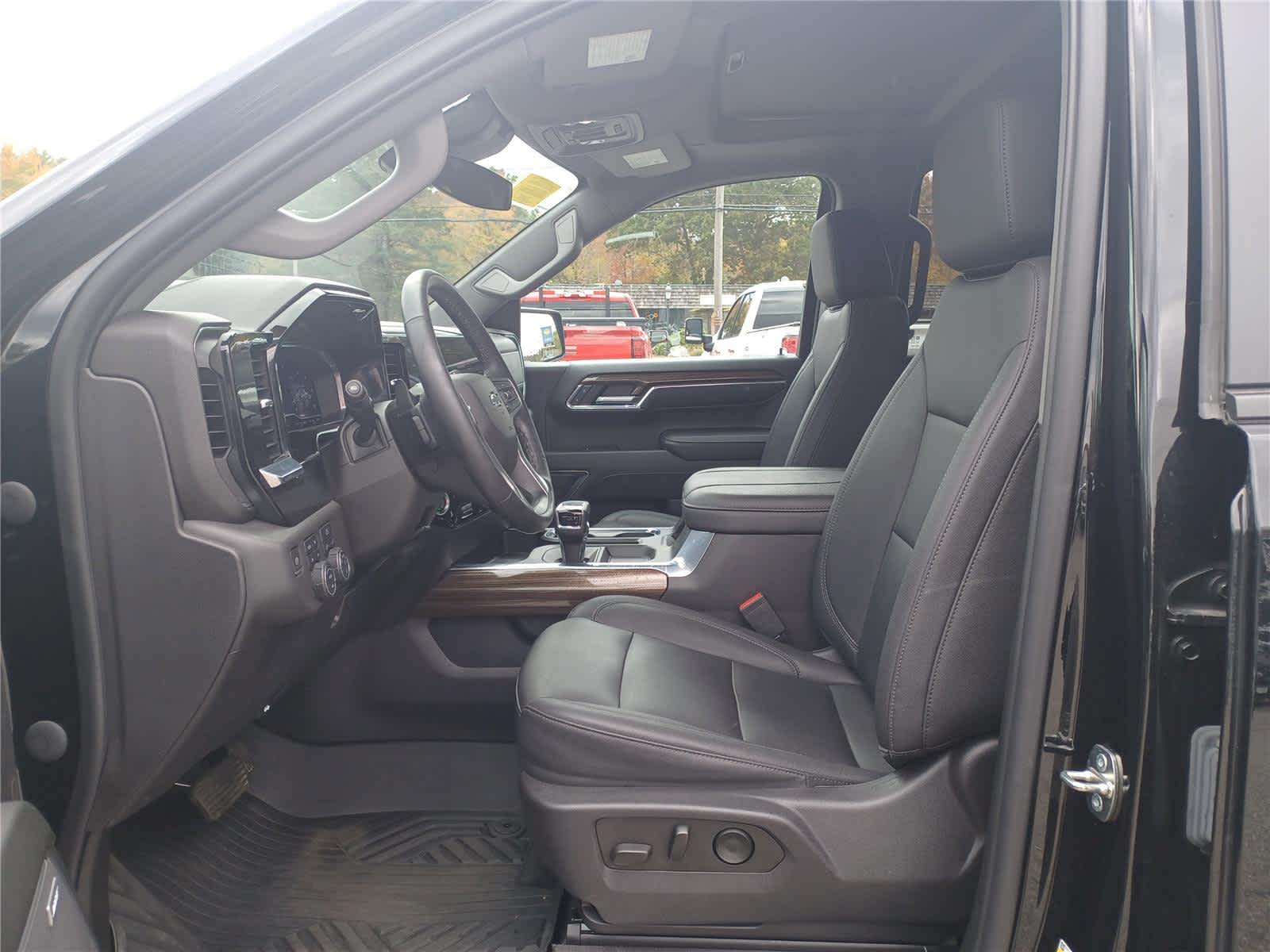 2024-Chevrolet-Silverado-1500-stock-U3454A-6 2024-Chevrolet-Silverado-1500-stock-U3454A-6