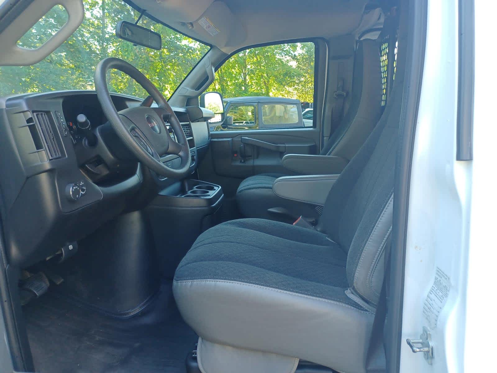 2024-GMC-Savana-stock-U3441-6 2024-GMC-Savana-stock-U3441-6