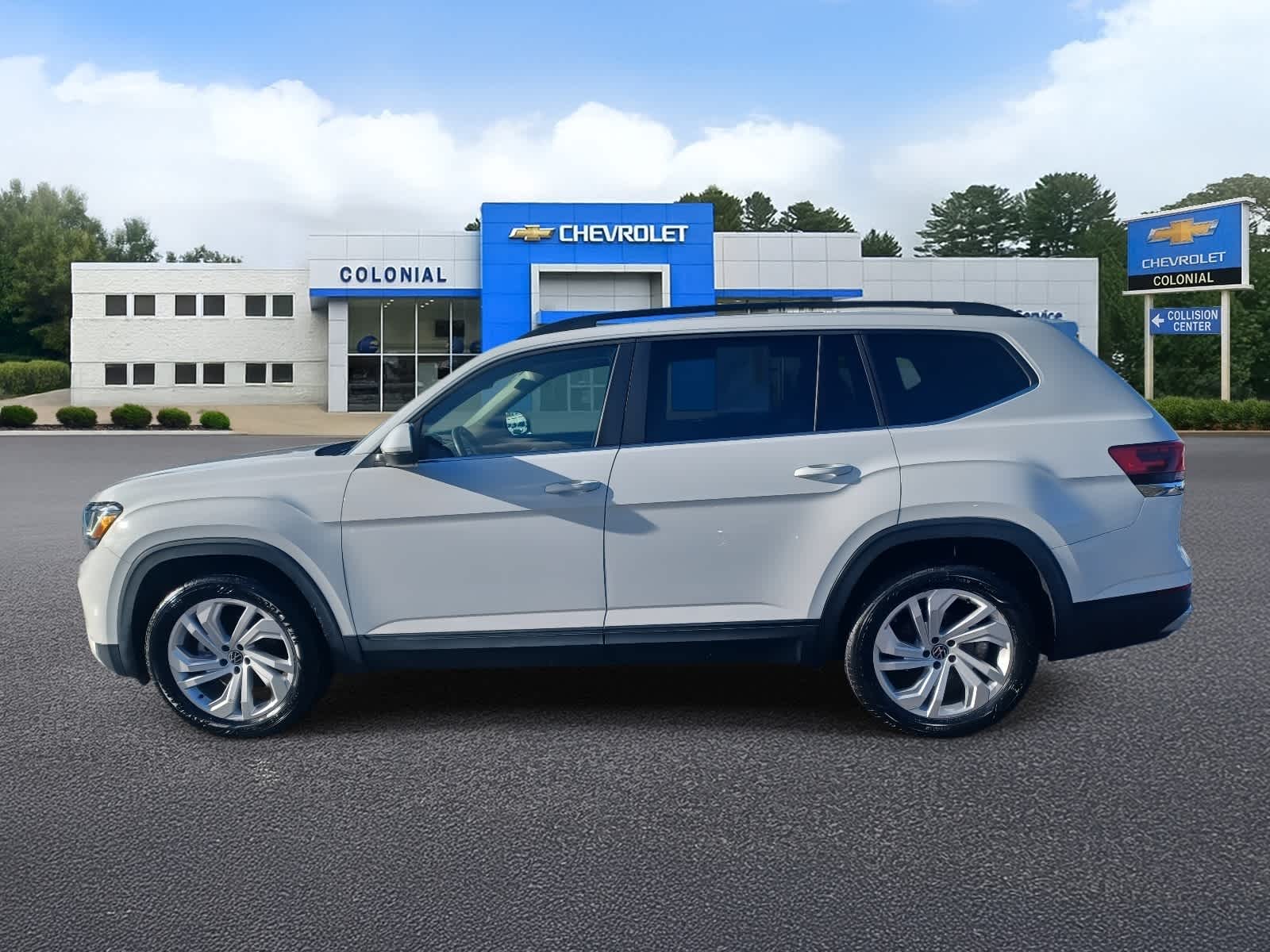 2021-Volkswagen-Atlas-stock-A26603A-5 2021-Volkswagen-Atlas-stock-A26603A-5