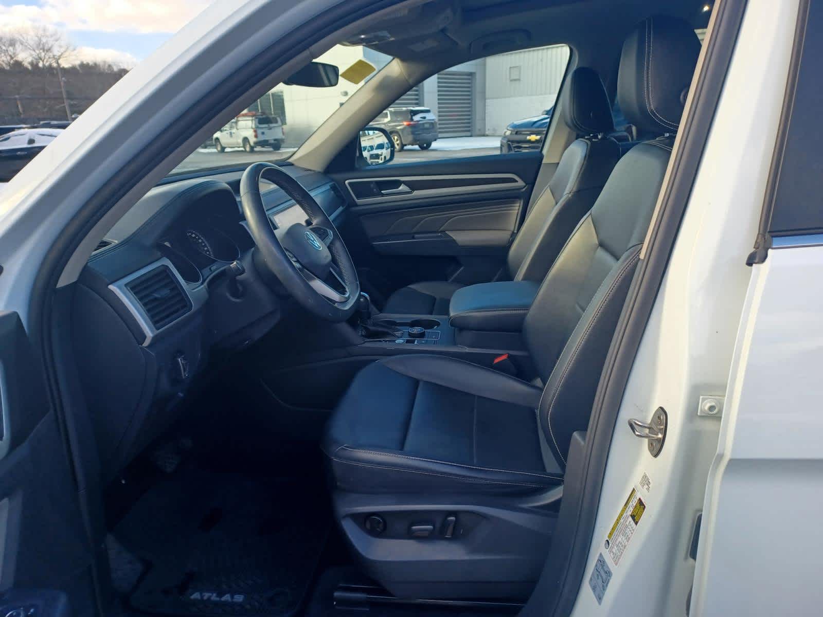 2021-Volkswagen-Atlas-stock-A26603A-6 2021-Volkswagen-Atlas-stock-A26603A-6