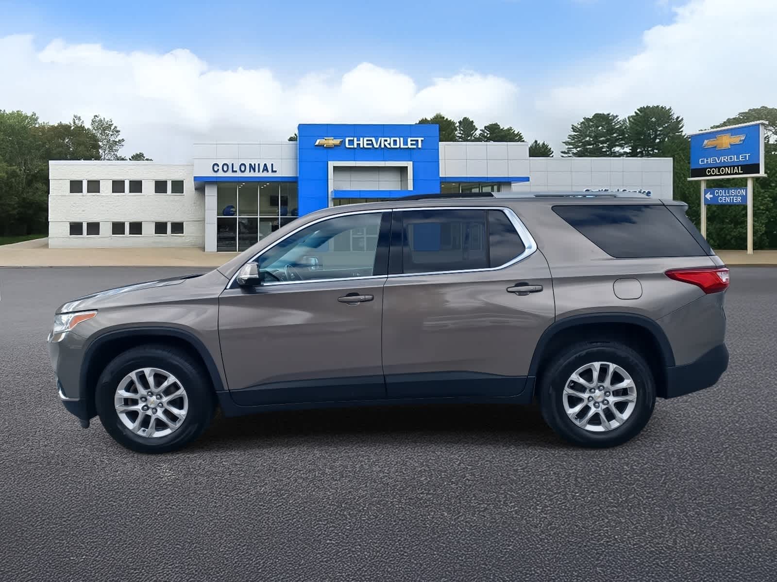 2018-Chevrolet-Traverse-stock-A25218B-5 2018-Chevrolet-Traverse-stock-A25218B-5