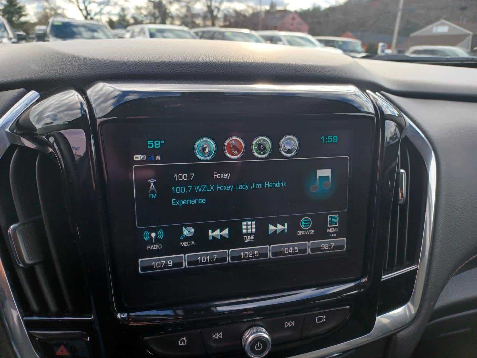 2018-Chevrolet-Traverse-stock-A25218B-8 2018-Chevrolet-Traverse-stock-A25218B-8