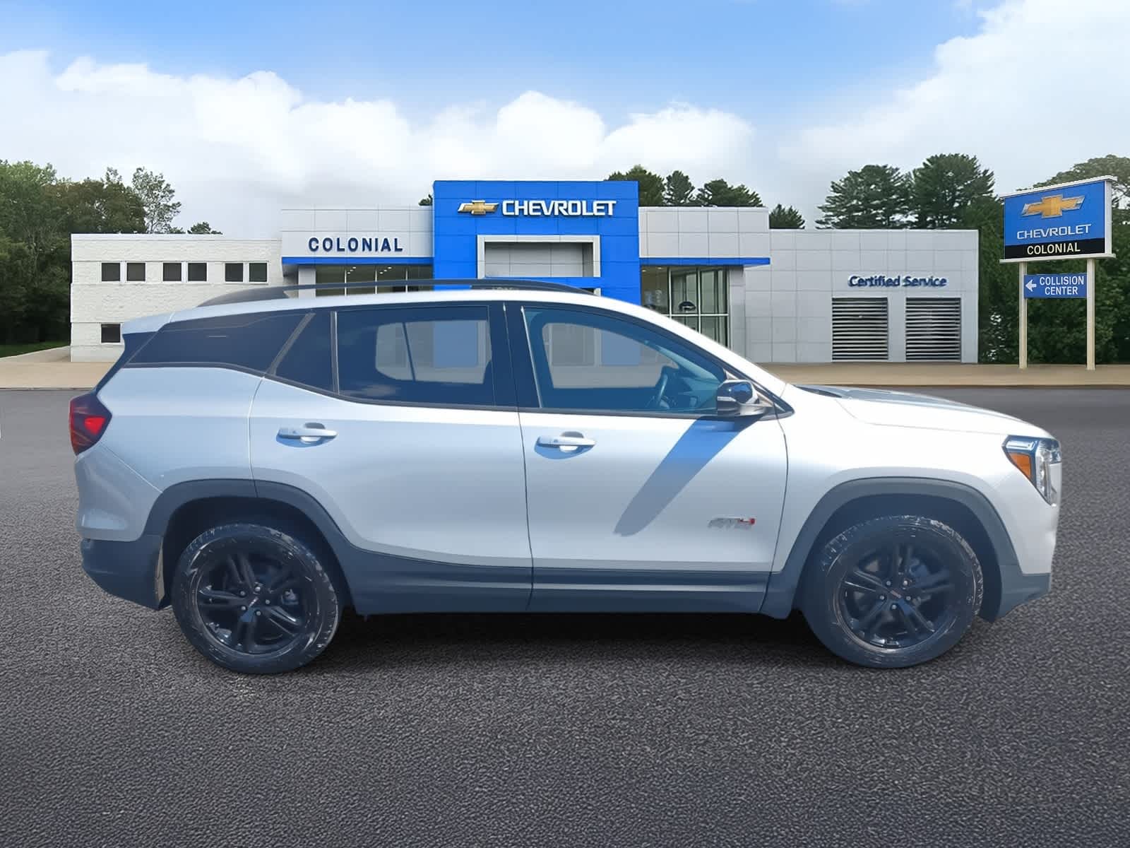 2022-GMC-Terrain-stock-A25175A-2 2022-GMC-Terrain-stock-A25175A-2