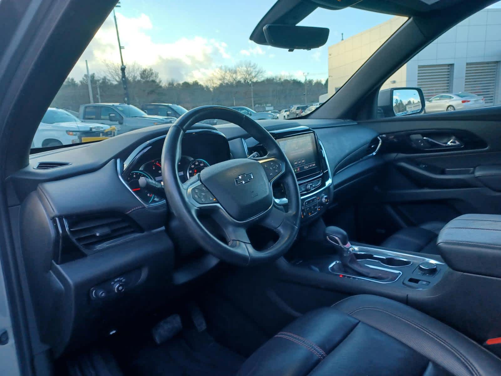 2023-Chevrolet-Traverse-stock-A26029A-7 2023-Chevrolet-Traverse-stock-A26029A-7