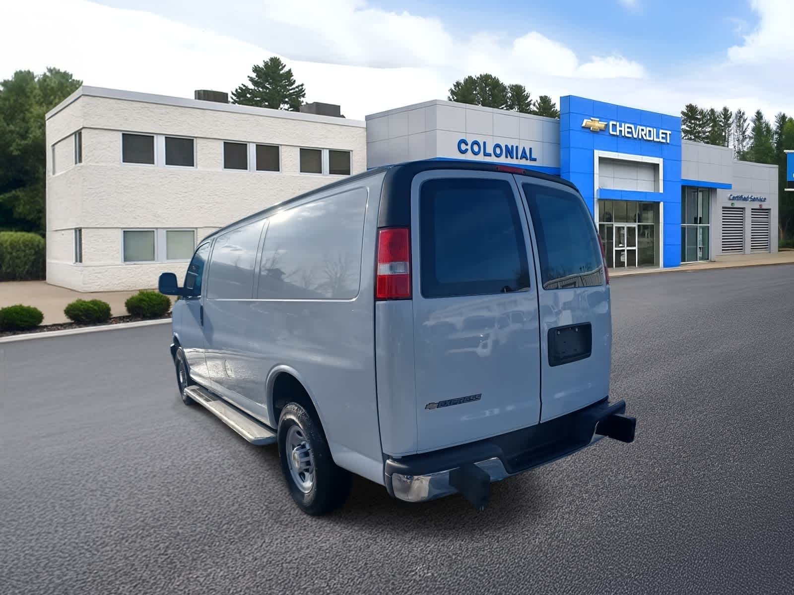 2024-Chevrolet-Express-stock-U3523-4 2024-Chevrolet-Express-stock-U3523-4