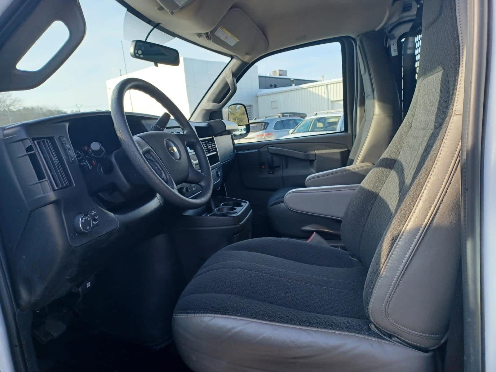 2024-Chevrolet-Express-stock-U3523-6 2024-Chevrolet-Express-stock-U3523-6