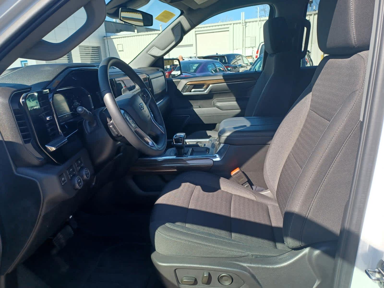 2024-Chevrolet-Silverado-1500-stock-A26572A-6 2024-Chevrolet-Silverado-1500-stock-A26572A-6