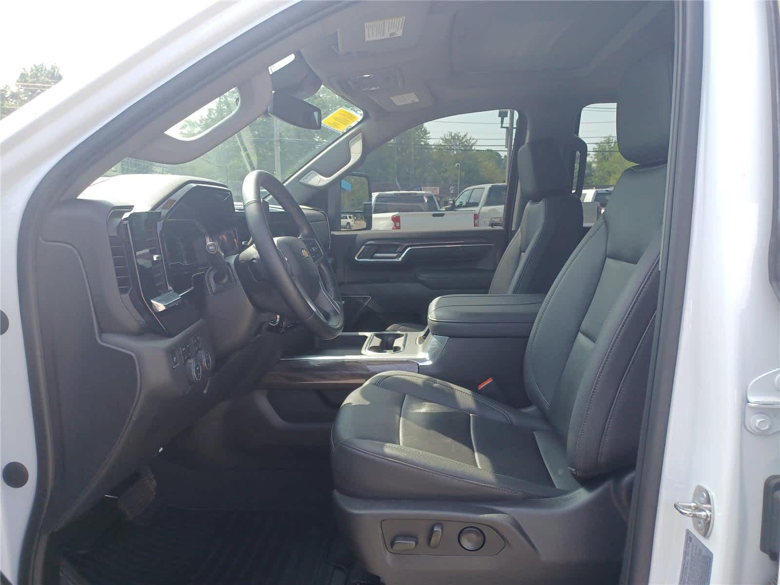 2024-Chevrolet-Silverado-2500HD-stock-A25531A-6 2024-Chevrolet-Silverado-2500HD-stock-A25531A-6