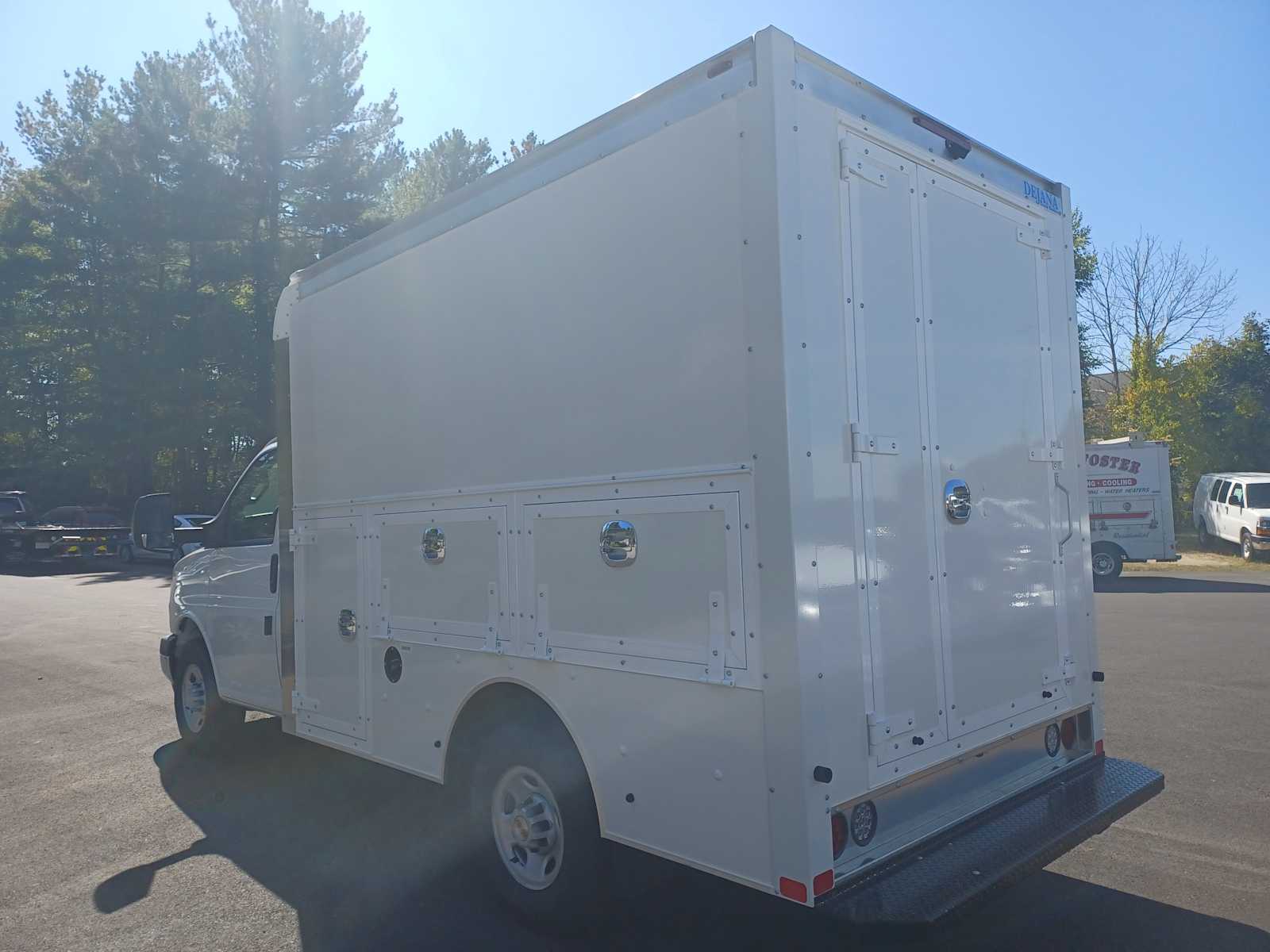 2025-Chevrolet-Express-Commercial-Cutaway-stock-A25729-8 2025-Chevrolet-Express-Commercial-Cutaway-stock-A25729-8