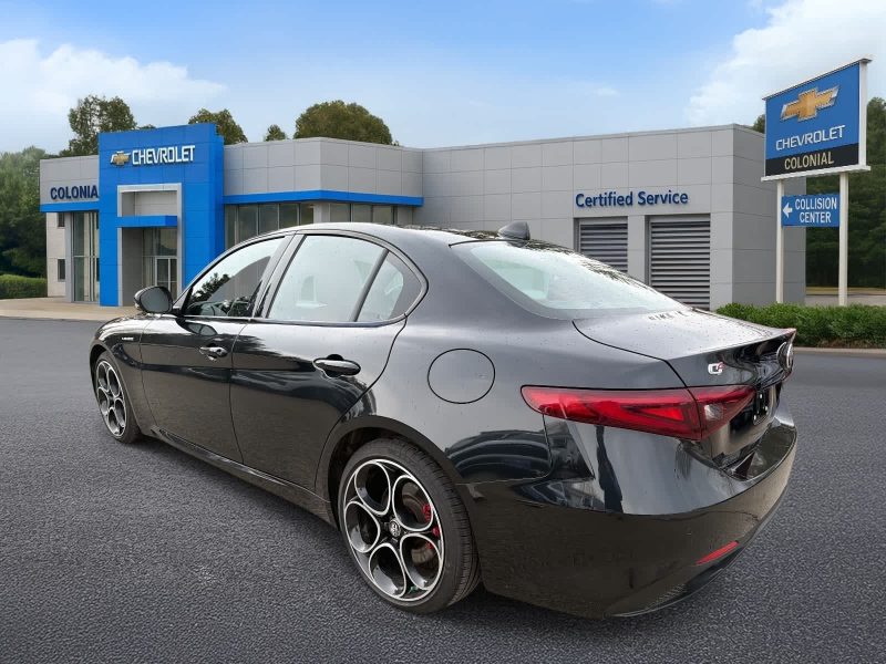 2022 Alfa Romeo Giulia