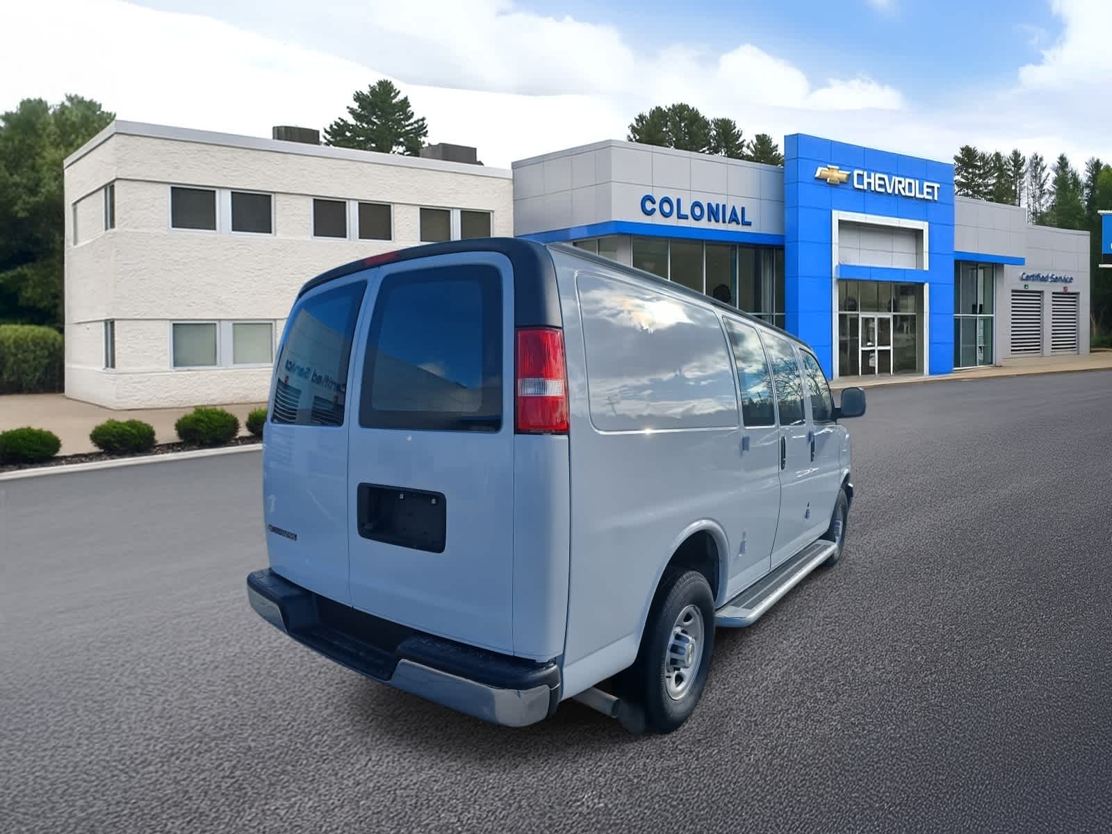 2023-Chevrolet-Express-Cargo-Van-stock-U3504-3 2023-Chevrolet-Express-Cargo-Van-stock-U3504-3