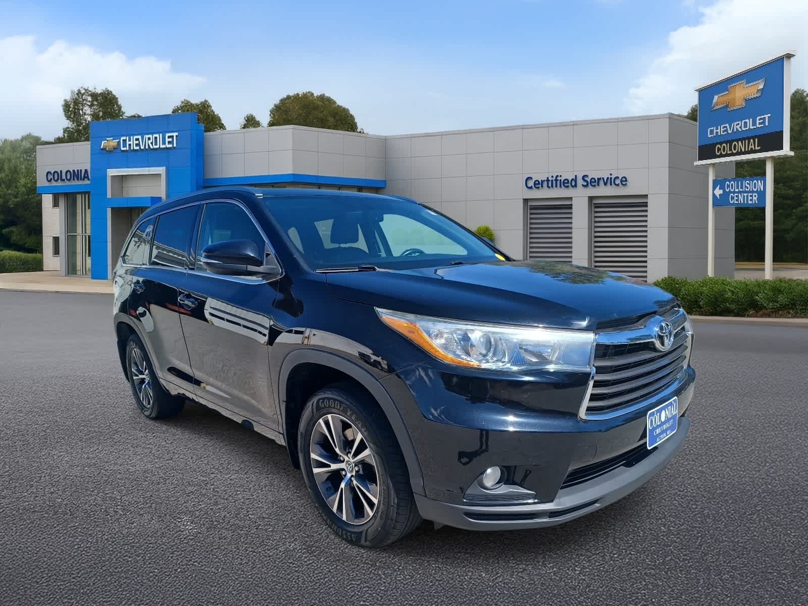 2016-Toyota-Highlander-stock-U3422A-1 2016-Toyota-Highlander-stock-U3422A-1