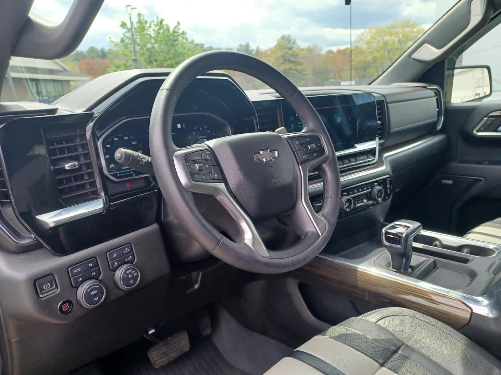 2022-Chevrolet-Silverado-1500-stock-A26649A-7 2022-Chevrolet-Silverado-1500-stock-A26649A-7