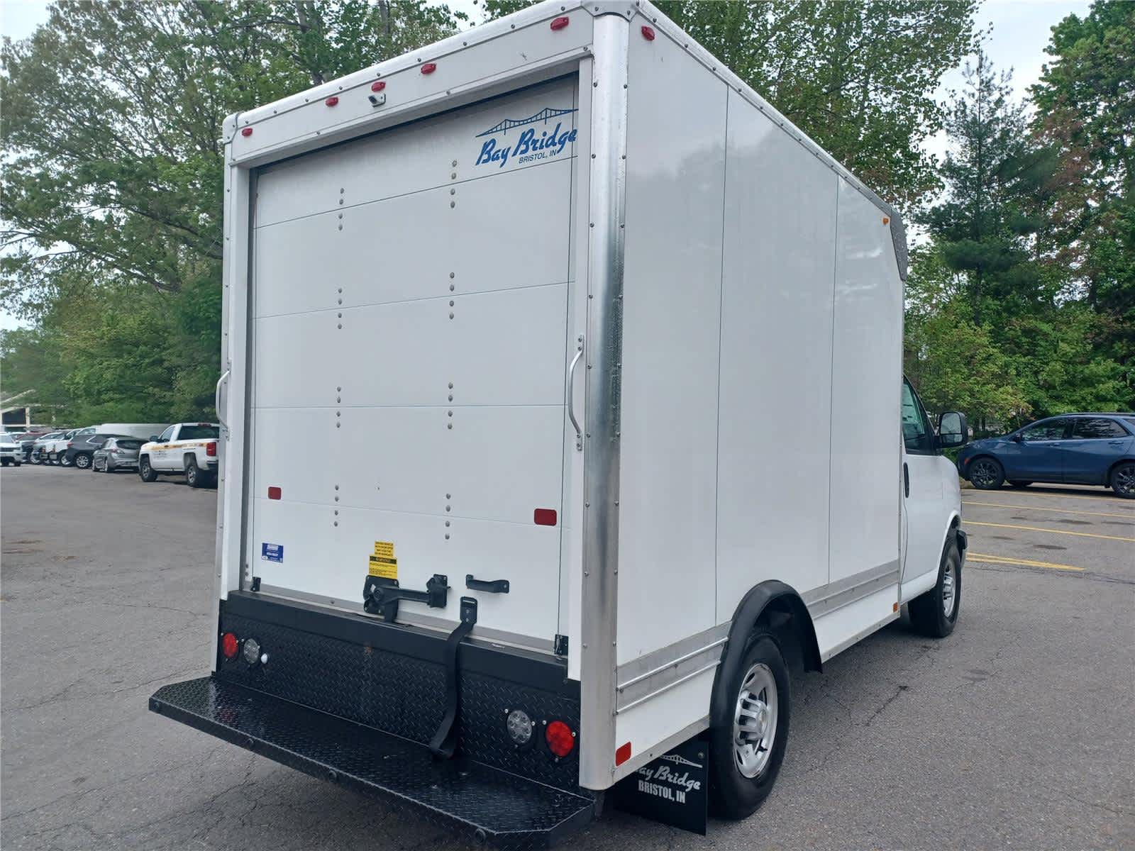 2024-Chevrolet-Express-Commercial-Cutaway-stock-A24806-3 2024-Chevrolet-Express-Commercial-Cutaway-stock-A24806-3