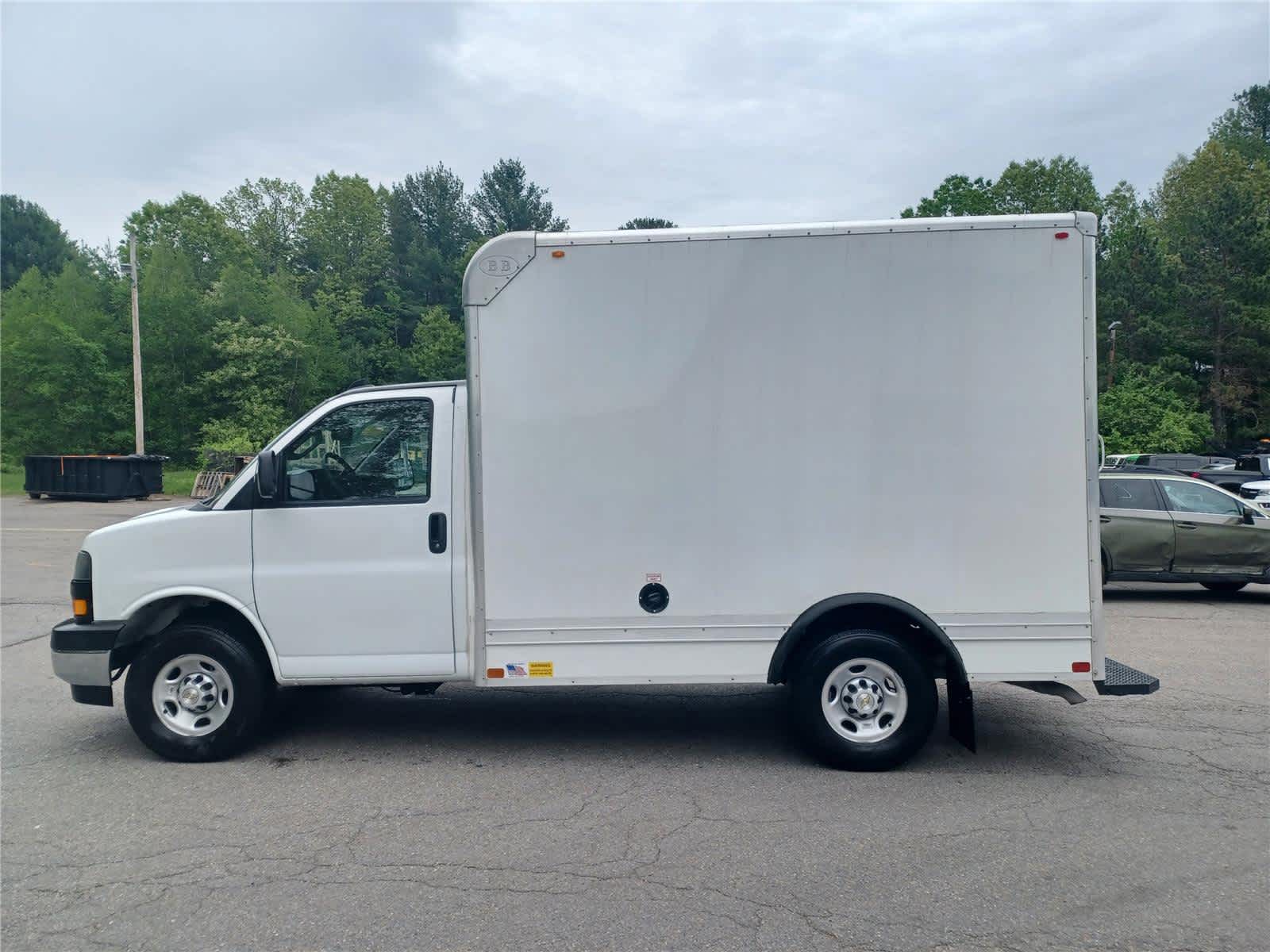 2024-Chevrolet-Express-Commercial-Cutaway-stock-A24806-5 2024-Chevrolet-Express-Commercial-Cutaway-stock-A24806-5