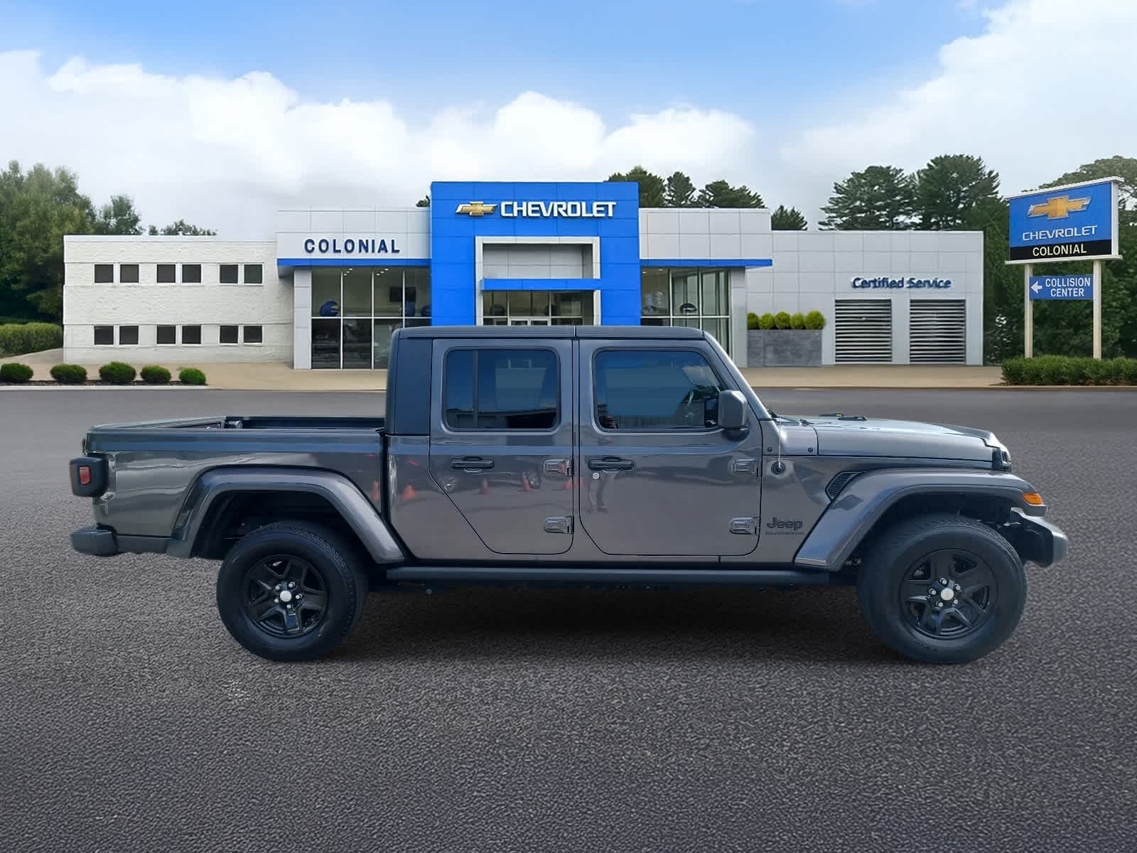 2020-Jeep-Gladiator-stock-A26652A-2 2020-Jeep-Gladiator-stock-A26652A-2