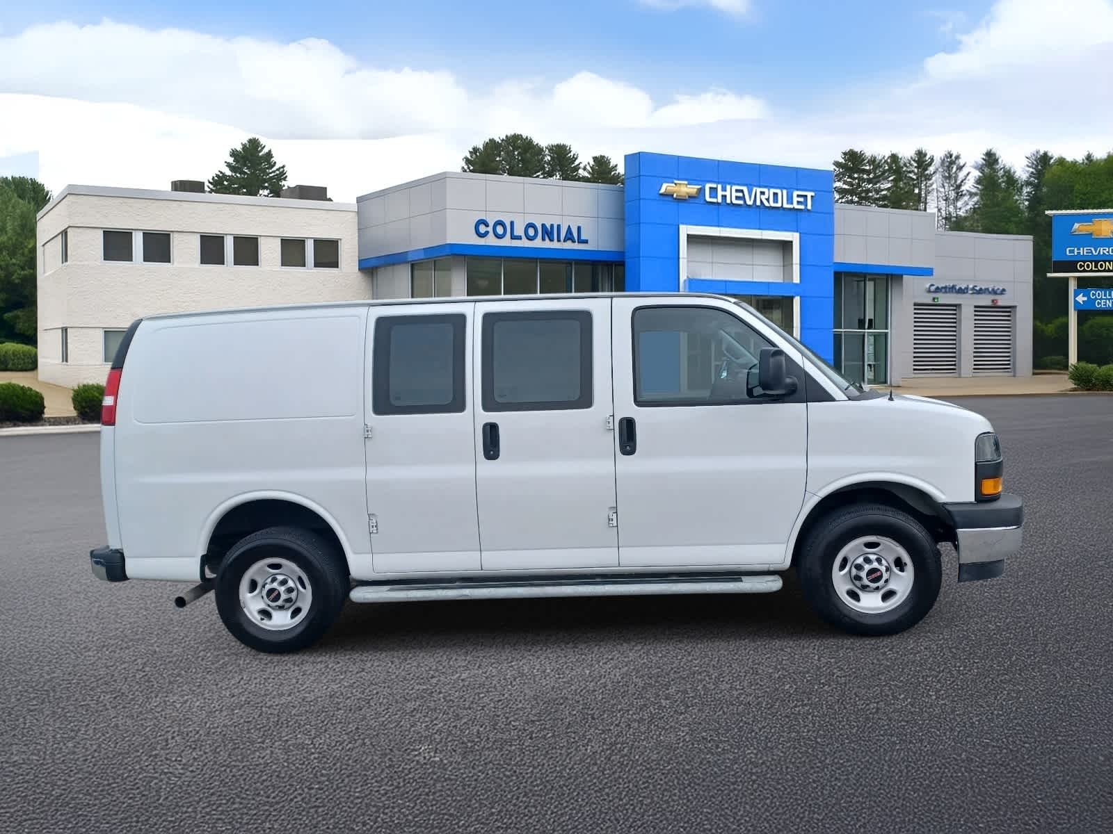 2024-GMC-Savana-Cargo-Van-stock-U3559-2 2024-GMC-Savana-Cargo-Van-stock-U3559-2