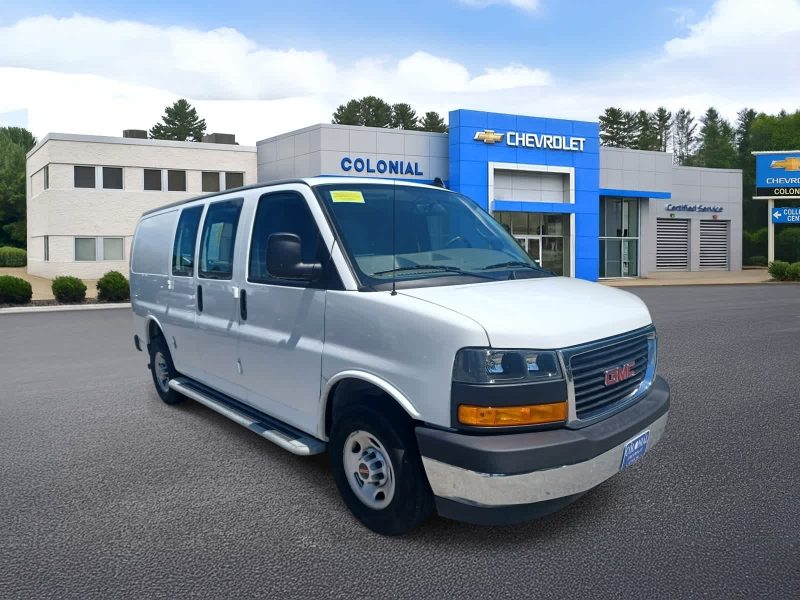 2024 GMC Savana Cargo Van