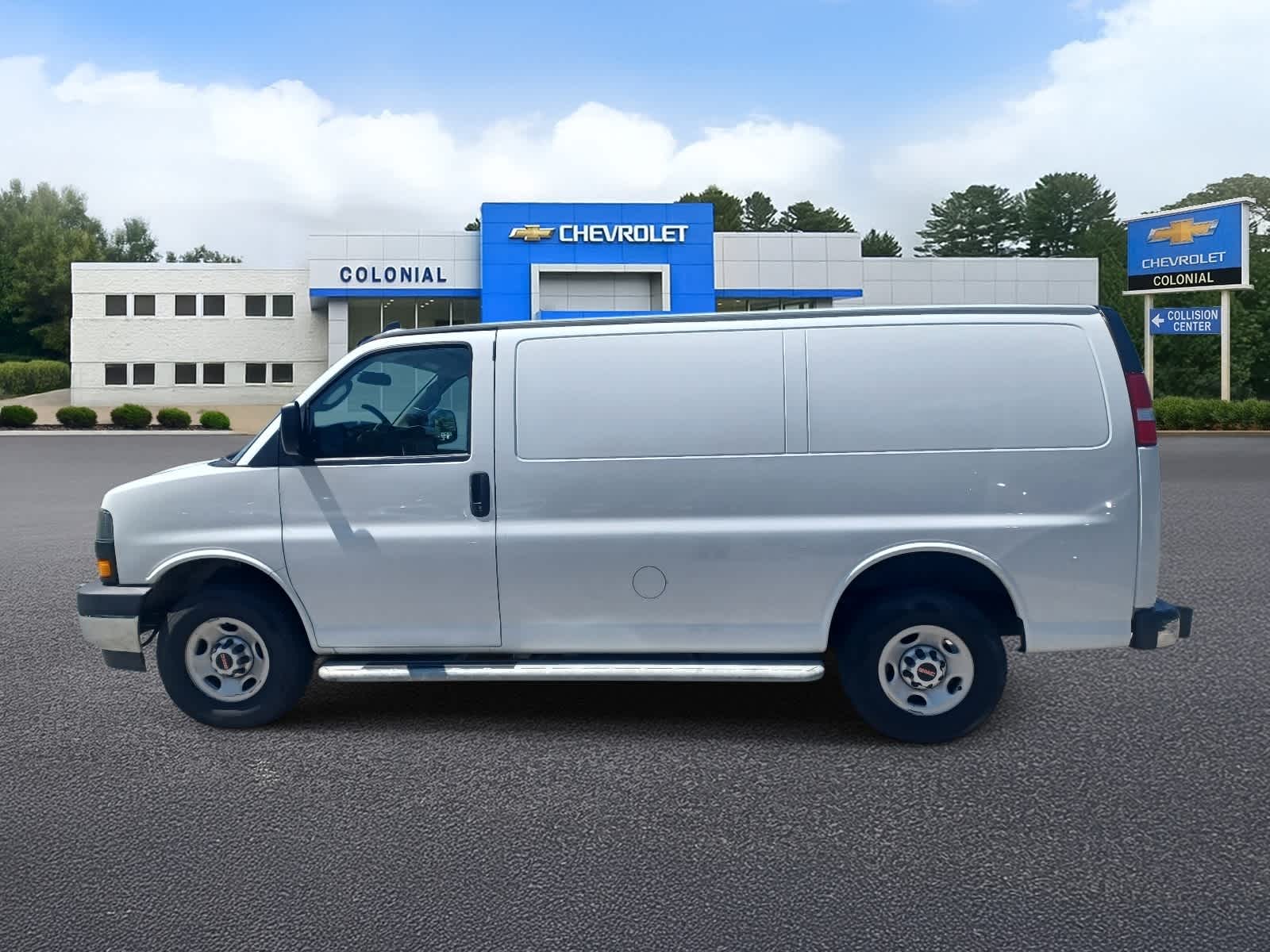 2024-GMC-Savana-Cargo-Van-stock-U3610-5 2024-GMC-Savana-Cargo-Van-stock-U3610-5