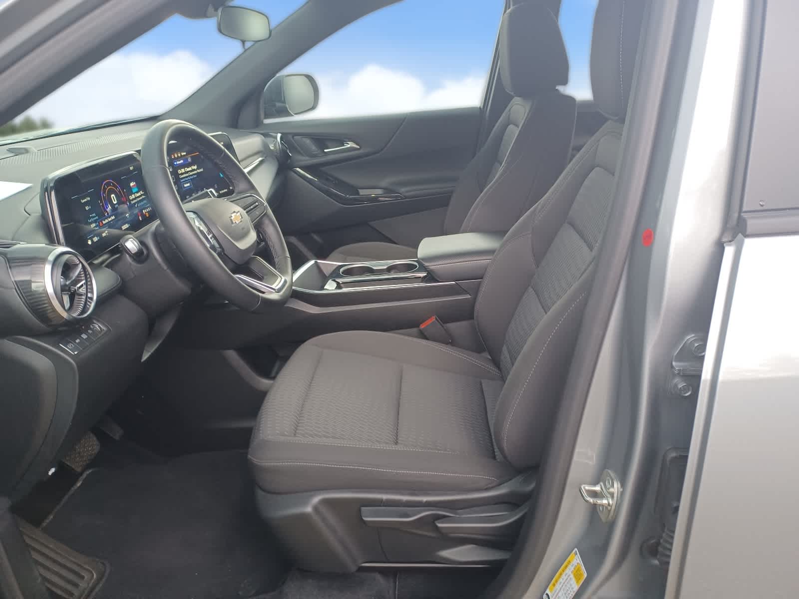 2025-Chevrolet-Equinox-stock-U3602-7 2025-Chevrolet-Equinox-stock-U3602-7