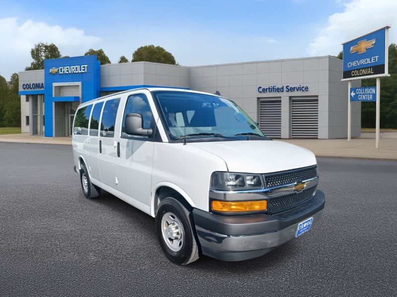 2025 Chevrolet Express Passenger