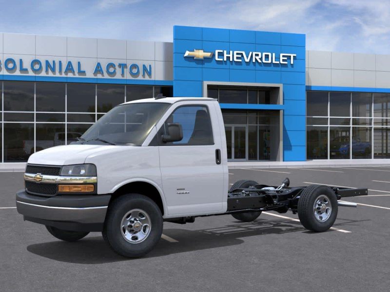 2026 Chevrolet Express Commercial Cutaway