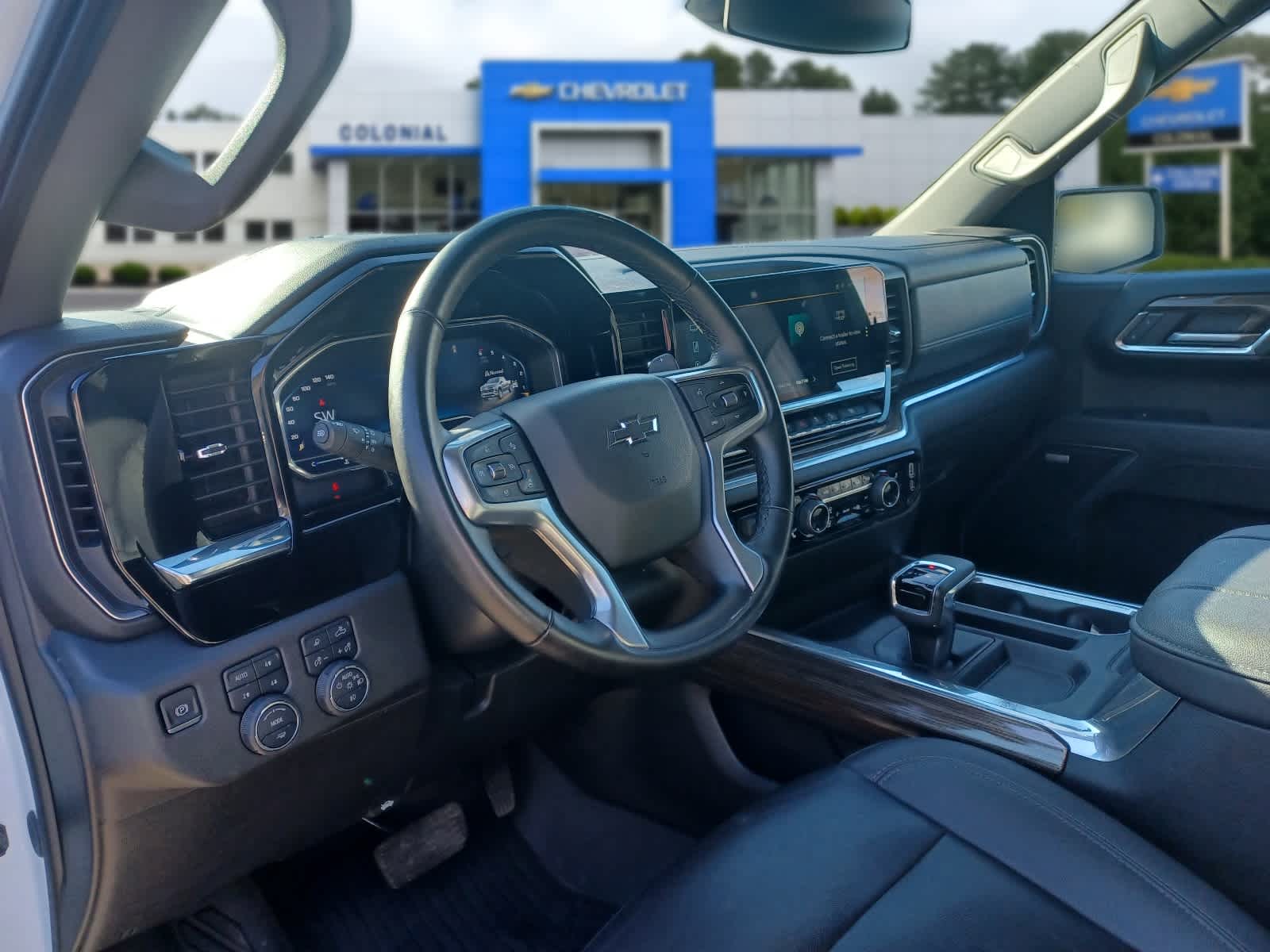 2025-Chevrolet-Silverado-1500-stock-A26610A-7 2025-Chevrolet-Silverado-1500-stock-A26610A-7