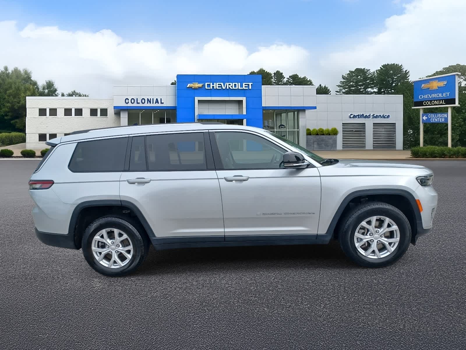 2023-Jeep-Grand-Cherokee-L-stock-U3573-2 2023-Jeep-Grand-Cherokee-L-stock-U3573-2
