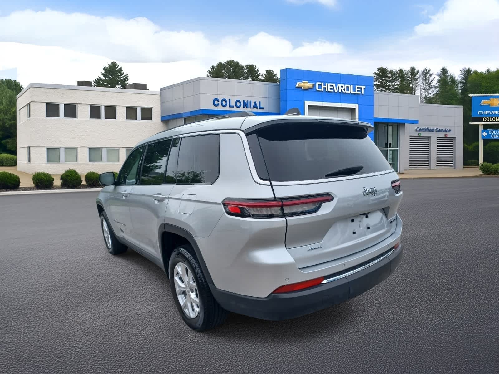2023-Jeep-Grand-Cherokee-L-stock-U3573-4 2023-Jeep-Grand-Cherokee-L-stock-U3573-4