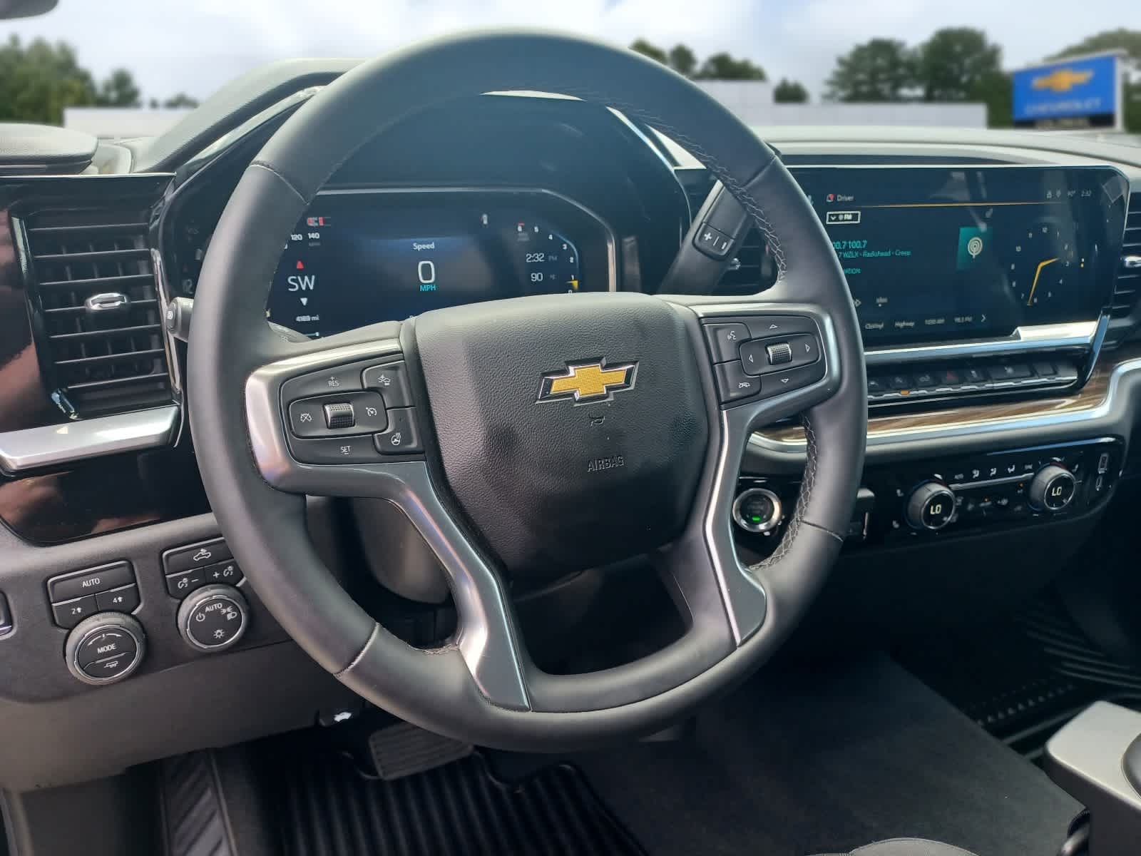 2026-Chevrolet-Silverado-1500-stock-A26680A-8 2026-Chevrolet-Silverado-1500-stock-A26680A-8